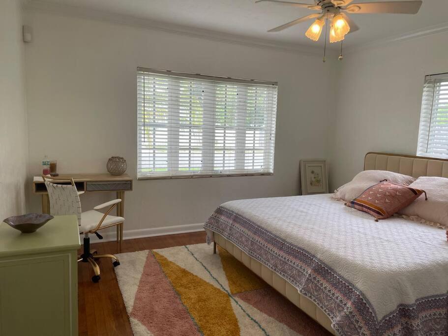 Hot Tub, Tiki Bar, Outdoor Shower, Near Intercoastal Waterway! West Palm Beach Eksteriør billede