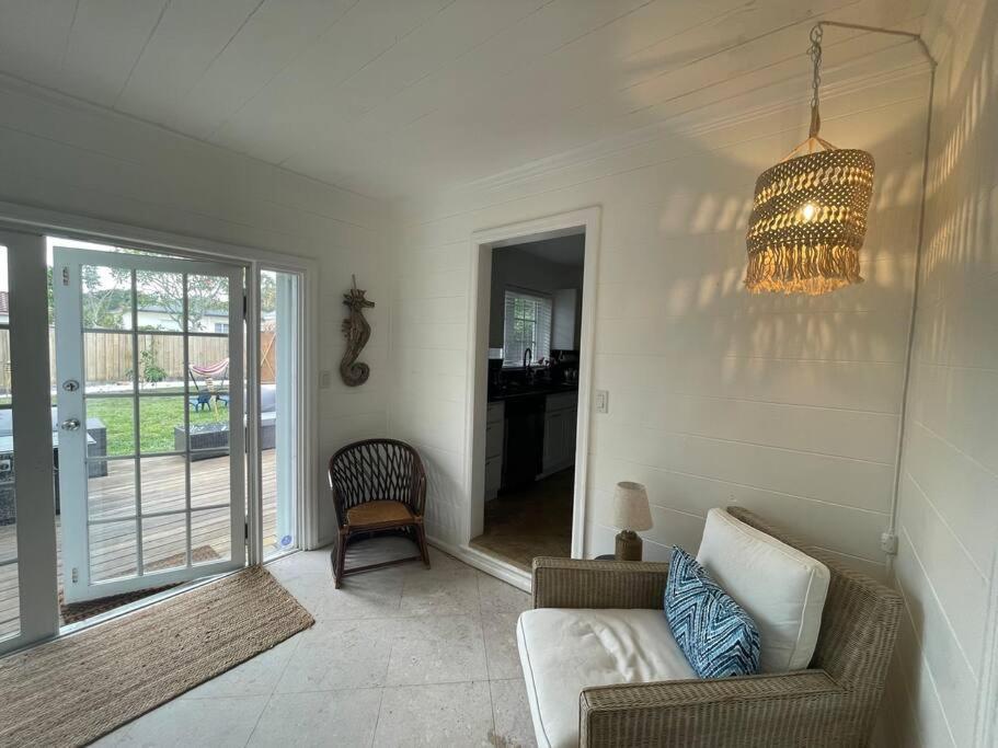Hot Tub, Tiki Bar, Outdoor Shower, Near Intercoastal Waterway! West Palm Beach Eksteriør billede